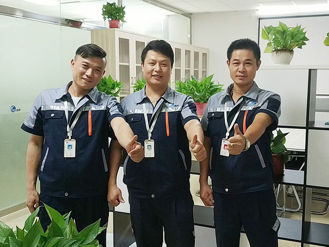 榮創(chuàng)運(yùn)輸車隊展示（二）